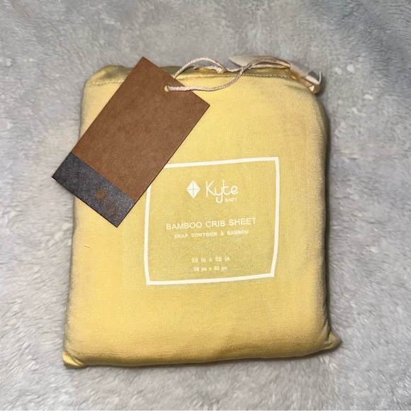 NIB Kyte Daffodil Crib Sheets - Picture 3 of 4